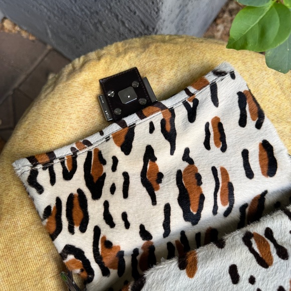 Fendi Vintage Leopard Ponyhair Mama Baguette Shoulder Bag - Picture 11 of 16